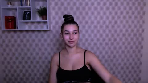 Snapshot of karolinamex_ chatting on 10/02/25, 05:03 Karolina online show from 10/02/25, 05:03