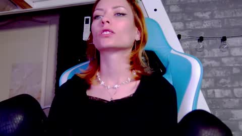 karoline121 online show from 03/09/25, 07:05