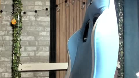 karoline121 online show from 09/20/25, 07:37