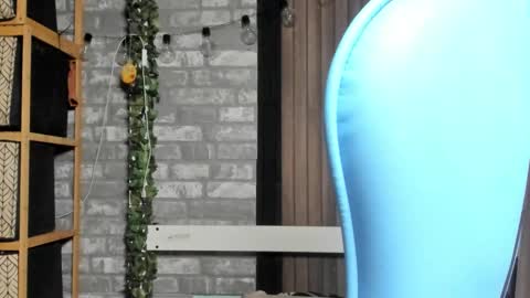 karoline121 online show from 09/21/25, 07:48