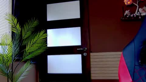 karoline121 online show from 12/21/25, 10:11