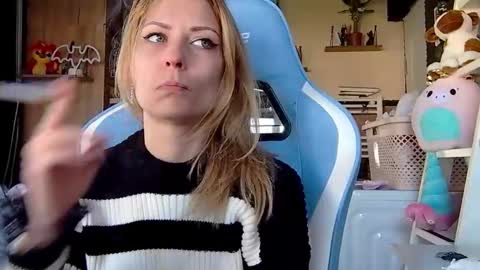 karoline121 online show from 03/09/26, 09:02