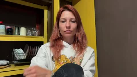 karoline121 online show from 06/04/26, 06:14