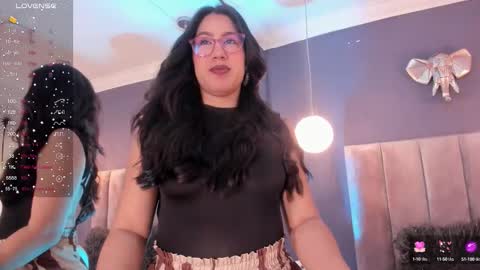 Snapshot of karoline21_ chatting on 09/29/25, 12:32 Karoline online show from 09/29/25, 12:32