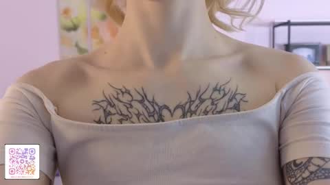 Karoline online show from 03/19/26, 10:14