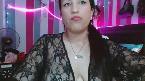 karoline_lovex online show from 11/17/25, 04:24
