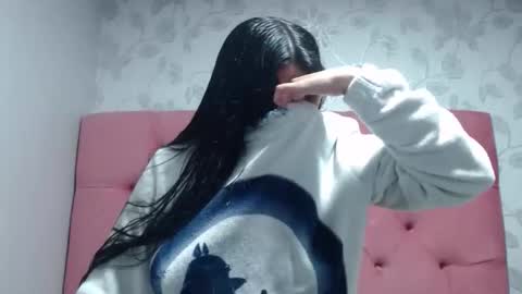 Isa online show from 12/01/25, 10:15