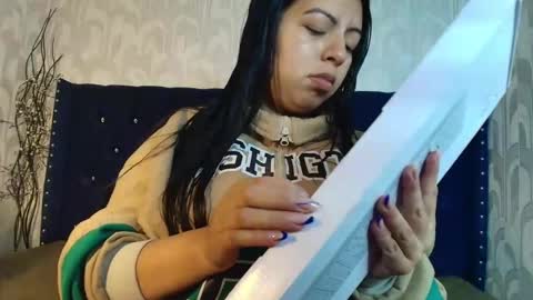 Snapshot of karolineburnx chatting on 02/15/26, 03:03 Isa online show from 02/15/26, 03:03