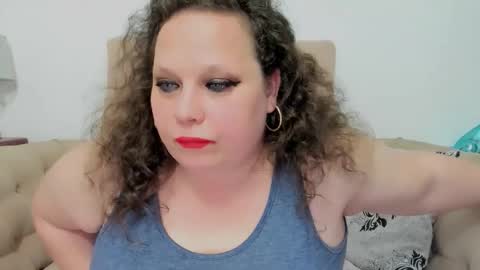 Snapshot of karolinejoyy chatting on 03/18/26, 10:13 KarolineJoyy online show from 03/18/26, 10:13