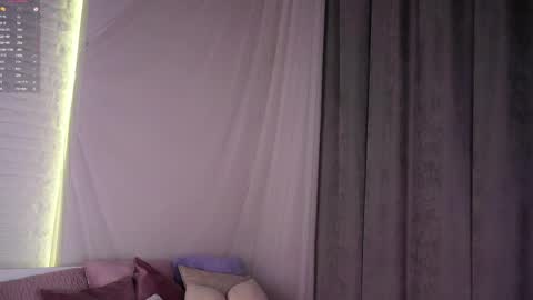 Snapshot of karolinerush chatting on 06/03/26, 02:33 lina online show from 06/03/26, 02:33