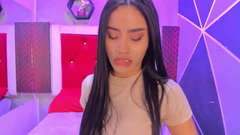 Karol online show from 11/22/25, 12:04