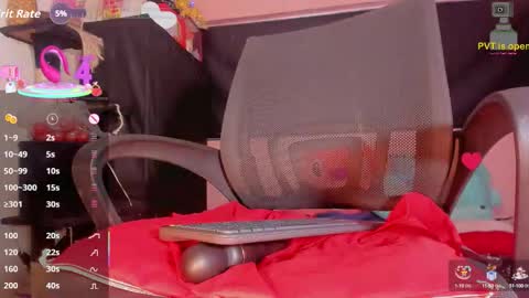 Snapshot of karoll_scoott chatting on 09/13/25, 11:32 karol online show from 09/13/25, 11:32