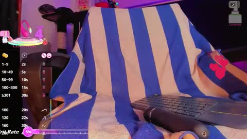 Snapshot of karoll_scoott chatting on 09/25/25, 11:25 karol online show from 09/25/25, 11:25