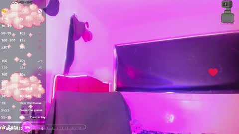 Snapshot of karoll_scoott chatting on 11/13/25, 11:31 karol online show from 11/13/25, 11:31