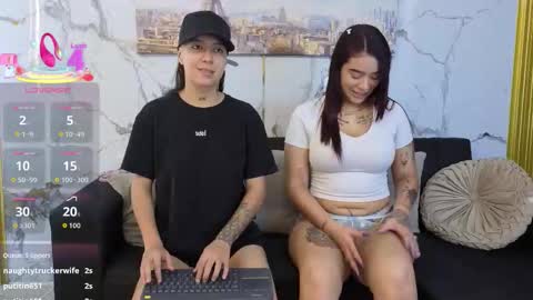 Snapshot of karollhorny chatting on 03/07/26, 01:52 Karol online show from 03/07/26, 01:52