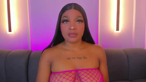 Karol online show from 06/08/26, 03:51