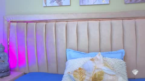 karoly online show from 11/27/25, 04:03