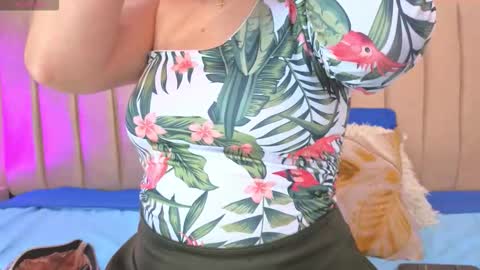 karoly online show from 12/14/25, 04:29