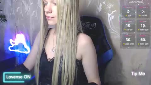 Caroline Fox online show from 05/16/26, 11:20