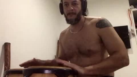 Snapshot of karu_hard chatting on 01/29/25, 12:54 Karu online show from 01/29/25, 12:54