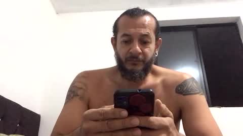 Snapshot of karu_hard chatting on 02/16/25, 11:26 Karu online show from 02/16/25, 11:26