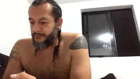 Snapshot of karu_hard chatting on 03/12/25, 12:53 Karu online show from 03/12/25, 12:53