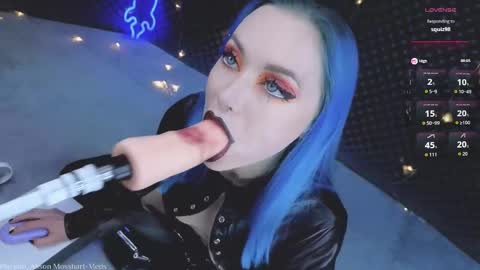 Snapshot of kasatka969 chatting on 11/22/25, 04:39 ALYSSA online show from 11/22/25, 04:39