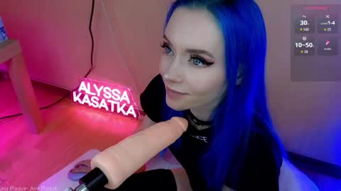 ALYSSA                online show from 04/21/26, 04:01