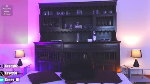 Snapshot of kasey____ chatting on 02/17/26, 08:04 kasey online show from 02/17/26, 08:04