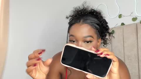           online show from 09/25/25, 07:06