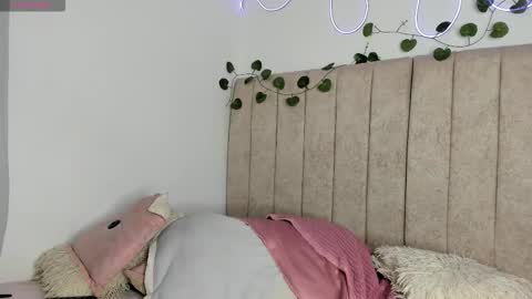 Snapshot of kaseydelvey chatting on 01/06/26, 08:12 online show from 01/06/26, 08:12