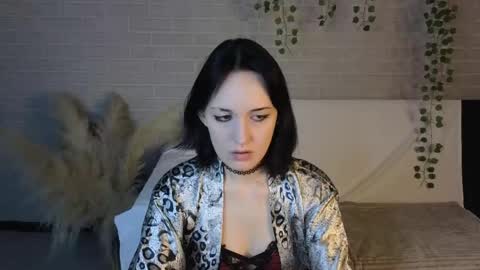 Snapshot of kaseykittenn chatting on 05/05/26, 01:02 Kasey online show from 05/05/26, 01:02