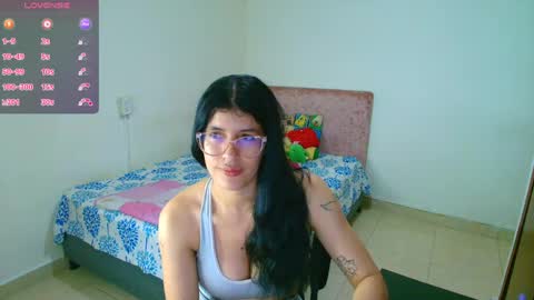 Snapshot of kassandra_0304 chatting on 04/23/26, 02:02 Kassandra online show from 04/23/26, 02:02
