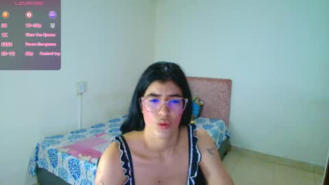 Snapshot of kassandra_0304 chatting on 05/13/26, 12:13 Kassandra online show from 05/13/26, 12:13