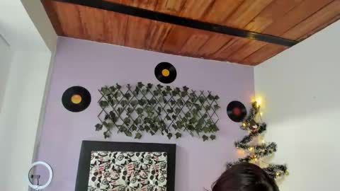 kassandra james online show from 12/29/24, 09:30