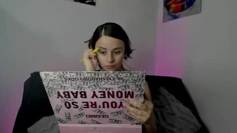 kassandra james online show from 09/29/25, 07:30