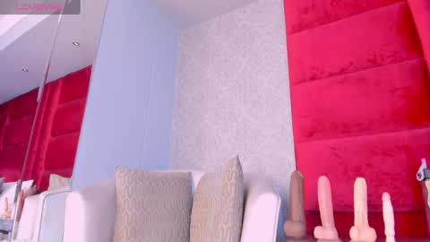 Kasandra Hall online show from 02/16/25, 12:19