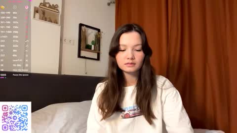 Kira online show from 10/03/25, 04:26