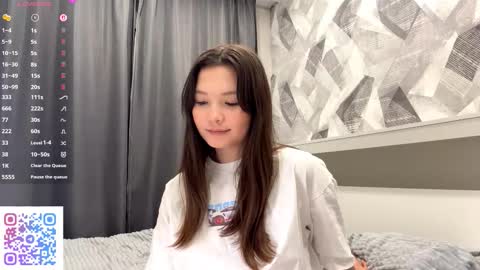 Kira online show from 10/24/25, 07:10