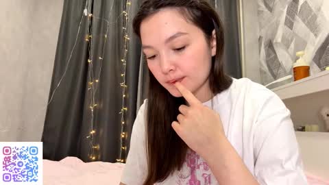 Kira online show from 12/20/25, 05:09