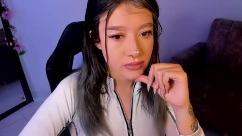 Alicia online show from 05/12/26, 11:57