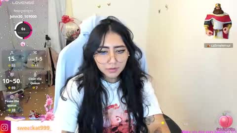 Snapshot of kat_ly_chan chatting on 12/31/24, 07:18 Kat       online show from 12/31/24, 07:18