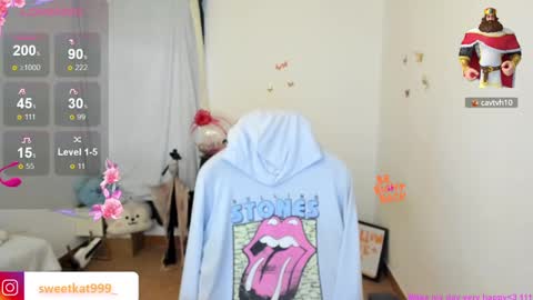 Snapshot of kat_ly_chan chatting on 02/06/25, 06:46 Kat       online show from 02/06/25, 06:46