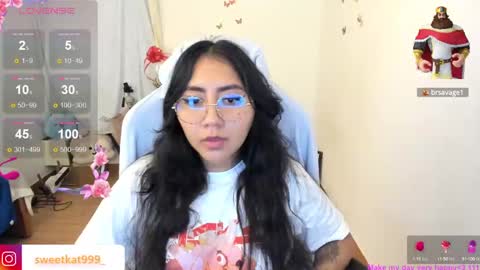 Snapshot of kat_ly_chan chatting on 02/19/25, 03:38 Kat       online show from 02/19/25, 03:38