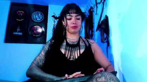 Kat online show from 12/17/25, 05:46