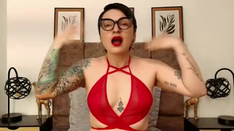 kat paradisse online show from 09/16/25, 07:15