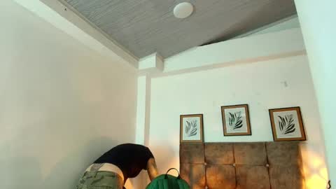 kat paradisse online show from 05/12/26, 11:51
