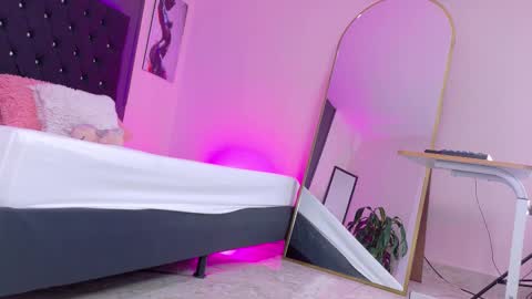 Snapshot of kataaleya__12 chatting on 01/17/26, 11:59 kataaleya__12 online show from 01/17/26, 11:59