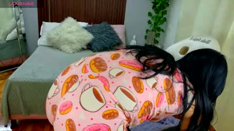 kate online show from 11/16/25, 11:49