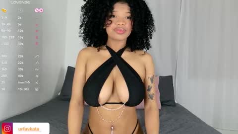 Snapshot of kataleyacandy chatting on 02/18/26, 11:33 Kataleya online show from 02/18/26, 11:33